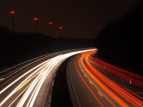 Traffic von Google zu Facebook geht zurück