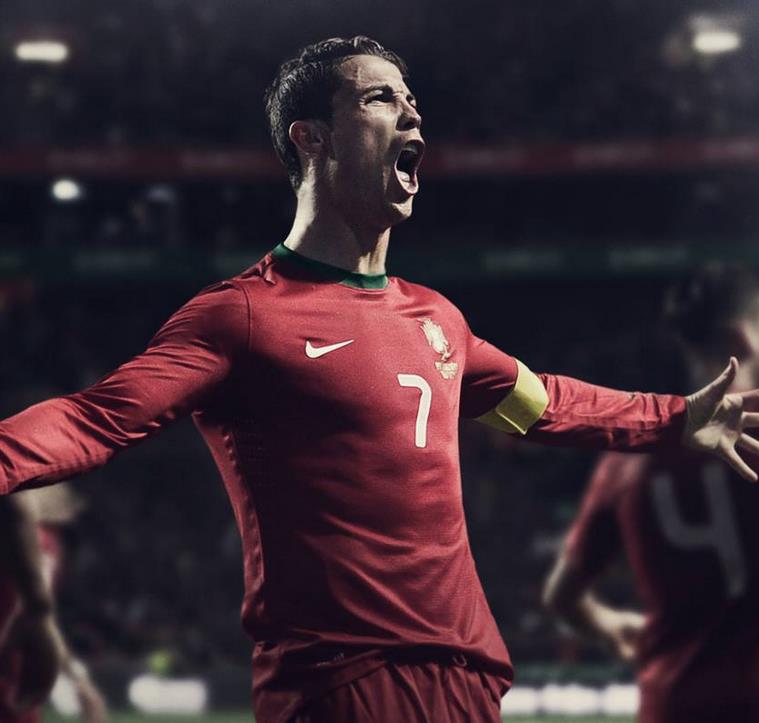 Der 100 Millionen Mann: So hängt Facebook-Phänomen Cristiano Ronaldo seine Mitstreiter ab