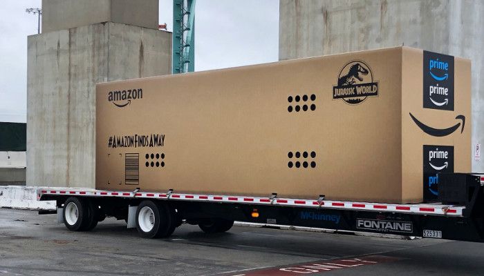 Clevere Cross-Marketing-Aktion: Amazon liefert riesiges Jurassic World-Paket aus