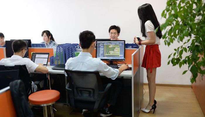 China: Startups stellen Frauen ein, um männliche Mitarbeiter zu motivieren