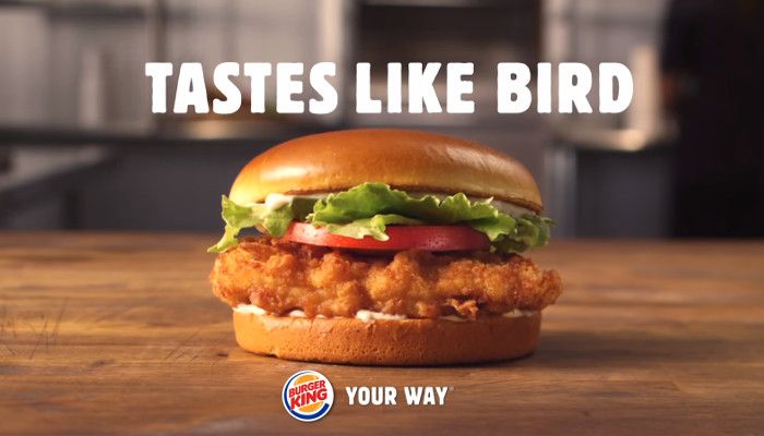 Künstliche Intelligenz kreiert 4 wundervoll absurde Werbeclips für Burger King