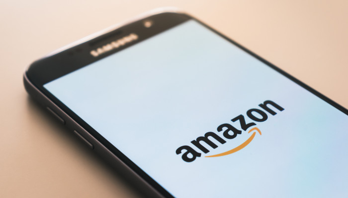 Amazon Moments: Seiten und Apps spendieren Produkte für Engagement