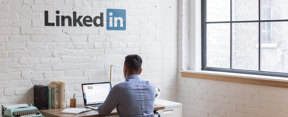 LinkedIn launcht Career Explorer: Neue Perspektiven für Jobsuchende in der Krise