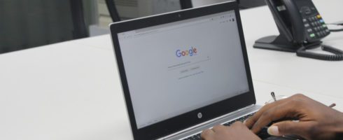 Google warnt in der Suche vor unzuverlssigen und schnelllebigen Ergebnissen