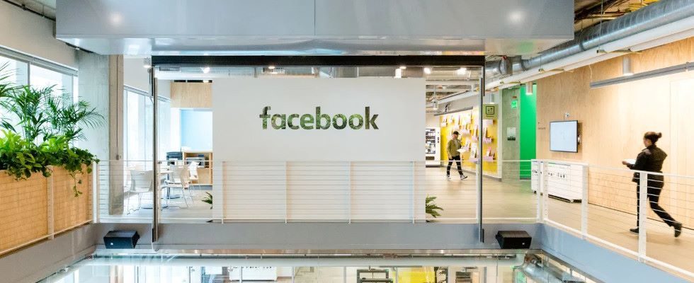 Wettbewerbsklagen abgewiesen: Facebook jetzt über eine Billion US-Dollar wert