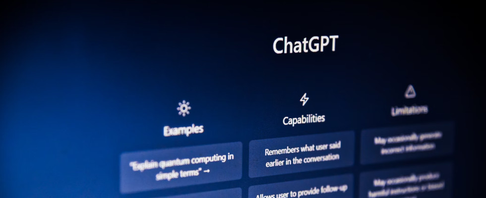 Ein Jahr ChatGPT: Rund ein Drittel nutzt bereits KI