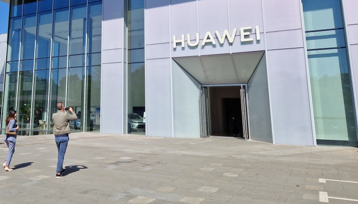 Huawei - auch bei Autos dabei mit dem neuen Betriebssystem “Harmony”. (c) Ralf Scharnhorst