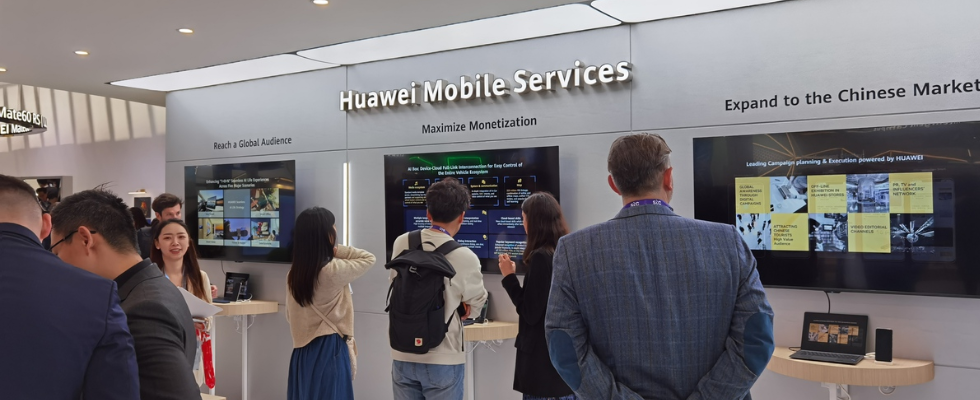 MWC 2024: Huawei Mobile Services unterzeichnet Absichtserklärung mit AVOW und Turismo Andalucía zur Stärkung der Zusammenarbeit