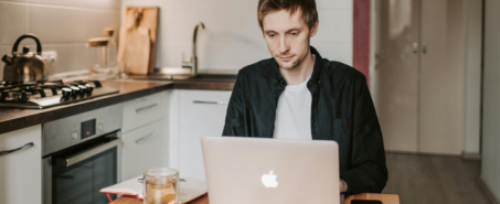 Home Office versprochen – dürfen Vorgesetzte plötzlich Präsenz verlangen?