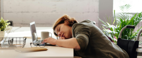 20 Minuten mit großer Wirkung: Powernap steigert die Produktivität am Arbeitsplatz um 35 Prozent