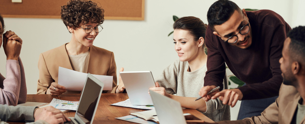 „Wir können doch nicht unsere Markenfarbe ändern“ – doch! Durch Barrierefreiheit mehr Wirkung erzielen