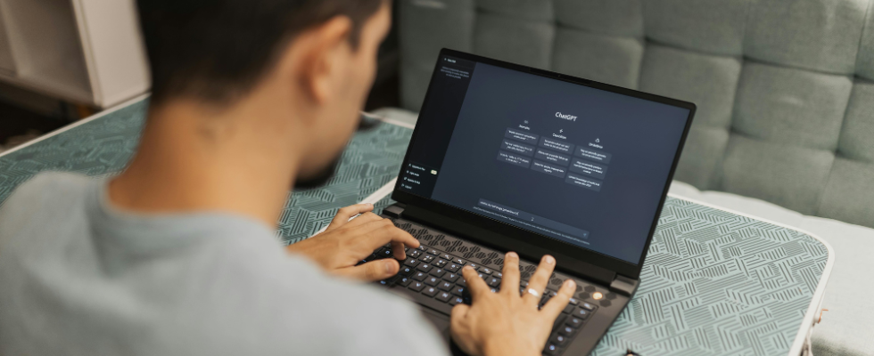 Mehr als nur Software: KI in HR Tools sorgt für höhere Mitarbeiter:innenzufriedenheit