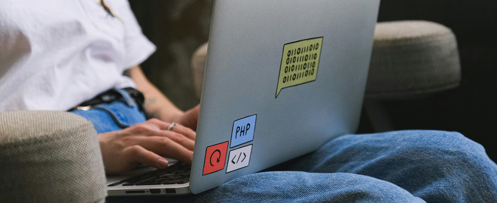 Menschen unersetzlich? Diese Jobs trotzen der KI, diese Skills werden wichtig.