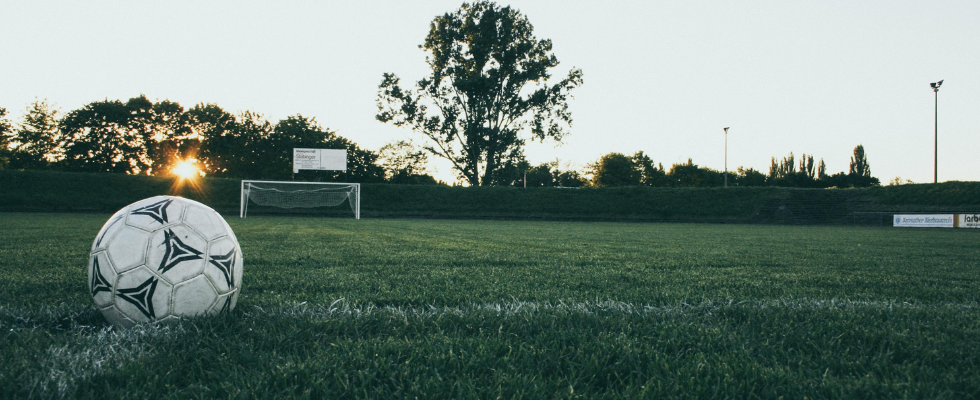 916 Jahre bis zum Fußballer-Gehalt: So lange müsstest du arbeiten, um Yamal, Musiala oder Wirtz einzuholen