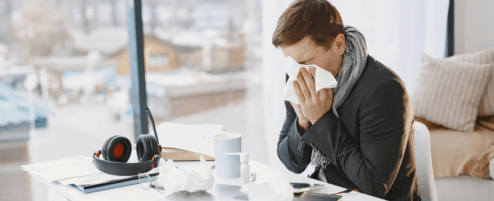 Arbeiten wir wirklich zu wenig? Nein! Fast die Hälfte aller Beschäftigten schleppt sich sogar krank zur Arbeit