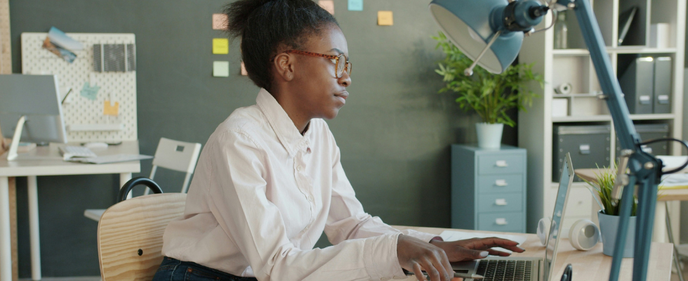 Zwischen KI und Karriere: Die neuen Spielregeln für den Berufseinstieg