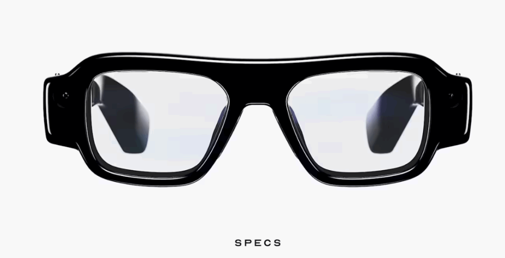 Die AR-Brille kann ganz normal im Alltag genutzt werden, © Snap Inc. 
